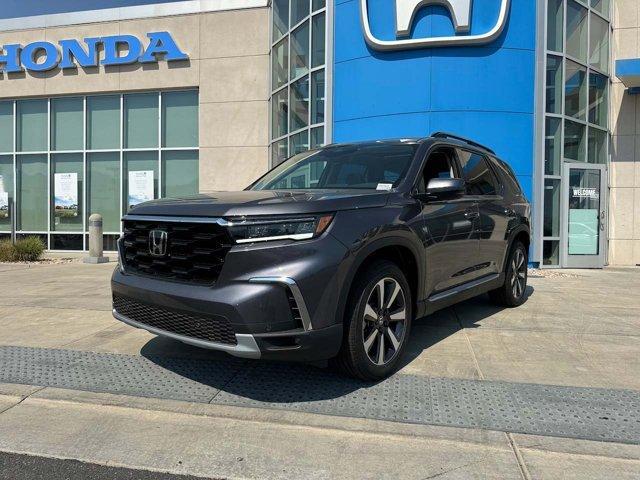 new 2025 Honda Pilot car, priced at $50,695