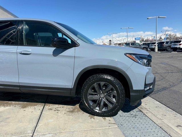 new 2025 Honda Ridgeline car, priced at $40,331