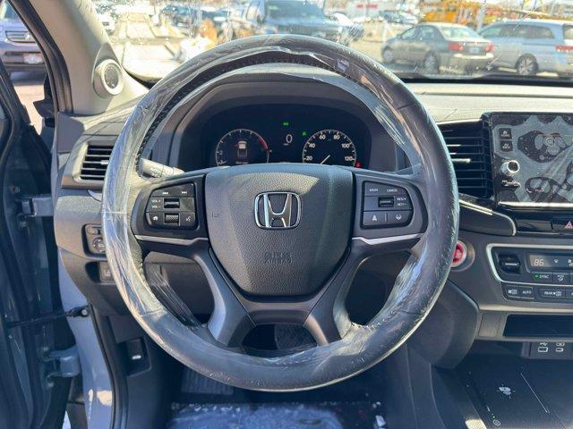 new 2025 Honda Ridgeline car, priced at $40,331