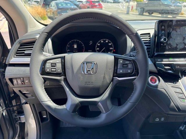 new 2025 Honda Odyssey car, priced at $45,055