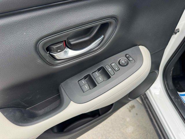 new 2025 Honda HR-V car, priced at $28,200