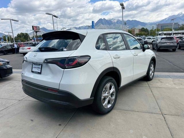 new 2025 Honda HR-V car, priced at $28,200