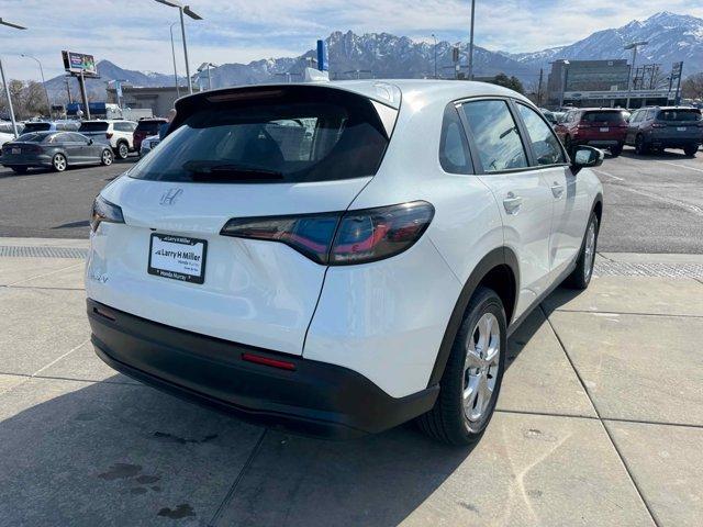 new 2025 Honda HR-V car, priced at $28,200