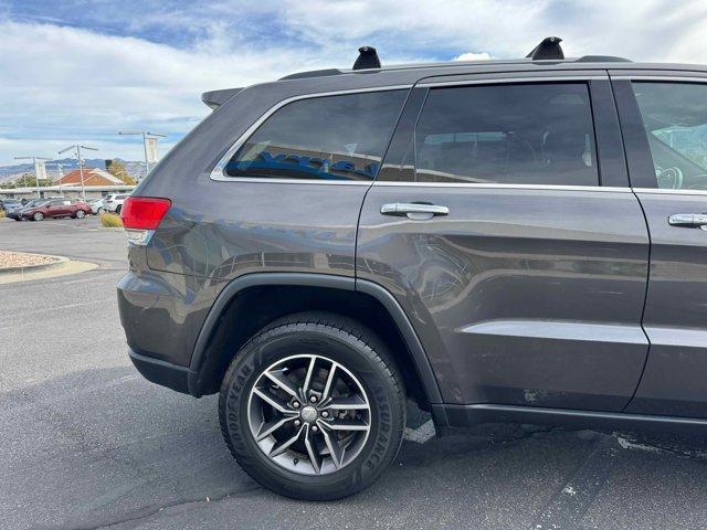 used 2017 Jeep Grand Cherokee car, priced at $18,495
