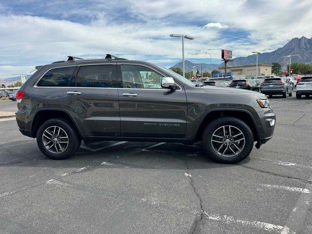 used 2017 Jeep Grand Cherokee car, priced at $18,495