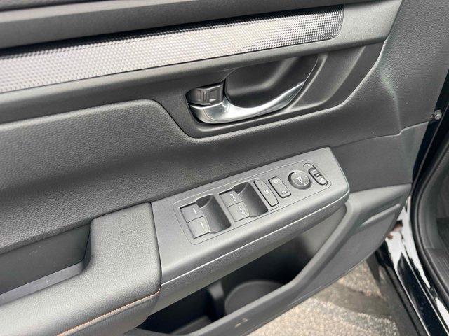 new 2026 Honda CR-V Hybrid car, priced at $40,195