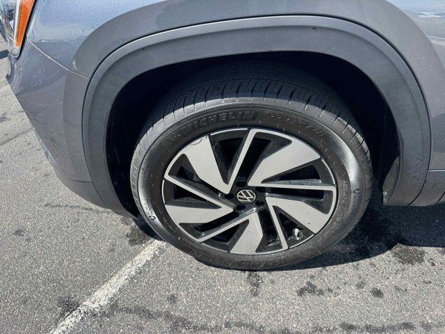used 2024 Volkswagen Atlas car, priced at $35,835