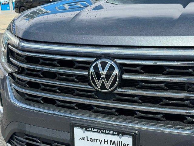 used 2024 Volkswagen Atlas car, priced at $35,835