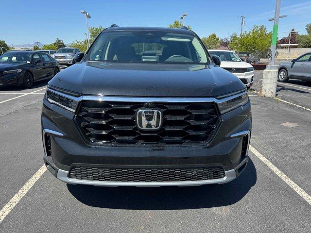 new 2025 Honda Pilot car, priced at $54,530