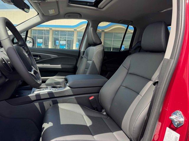 new 2025 Honda Ridgeline car, priced at $43,958
