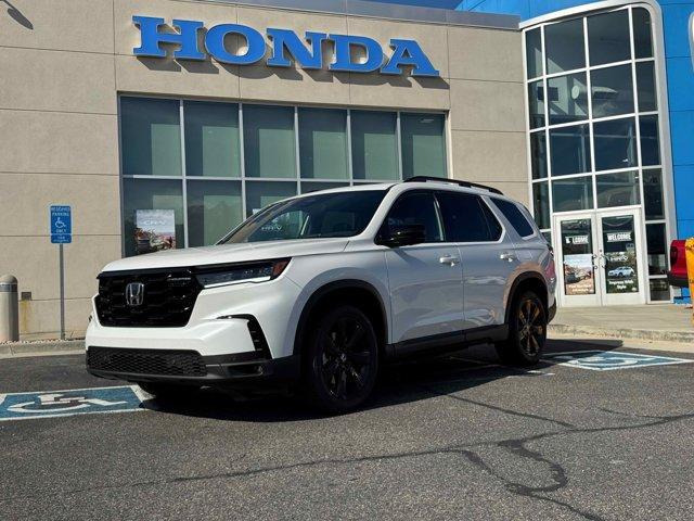new 2025 Honda Pilot car, priced at $56,530