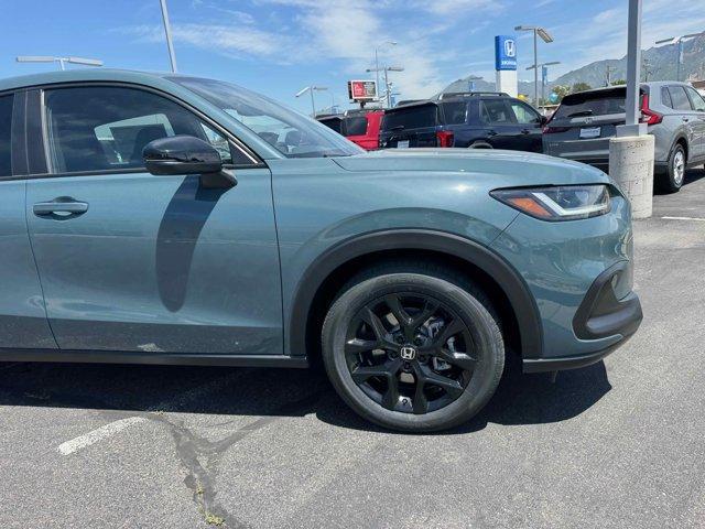 new 2025 Honda HR-V car, priced at $30,300