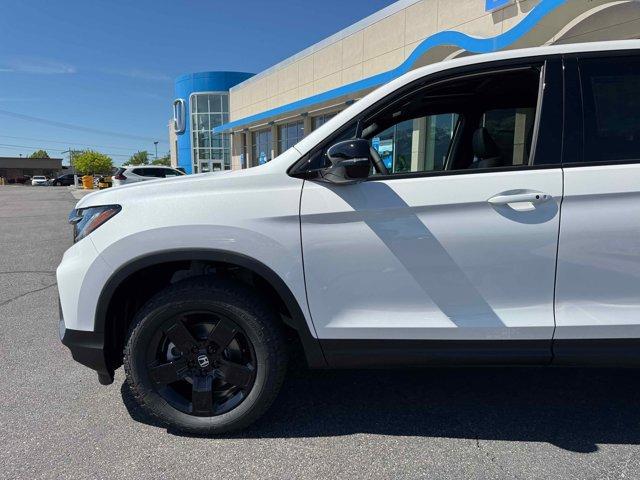 new 2025 Honda Ridgeline car, priced at $45,008