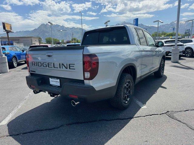 new 2025 Honda Ridgeline car, priced at $43,973