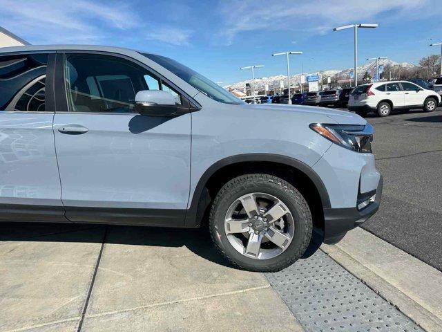 new 2025 Honda Ridgeline car, priced at $42,624