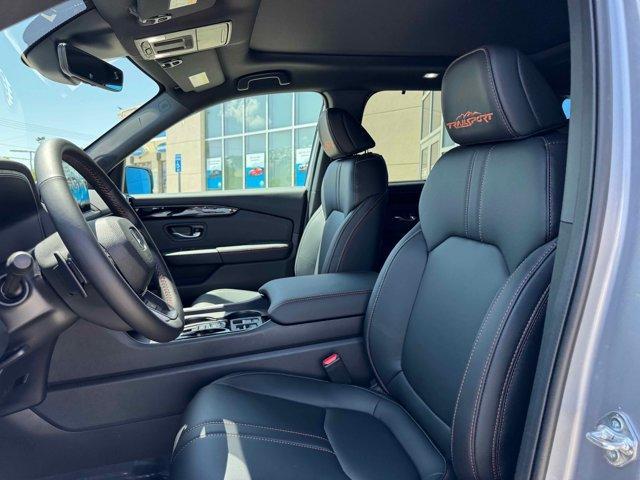new 2025 Honda Pilot car, priced at $50,850