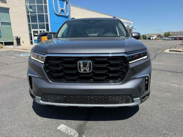 new 2025 Honda Pilot car, priced at $56,980