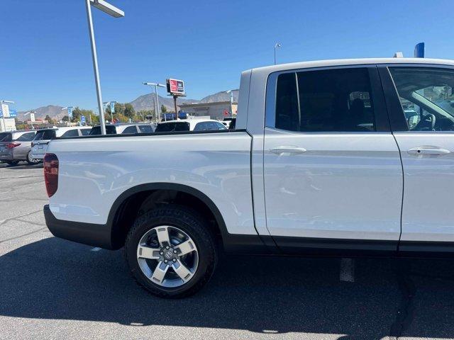 new 2025 Honda Ridgeline car, priced at $42,581