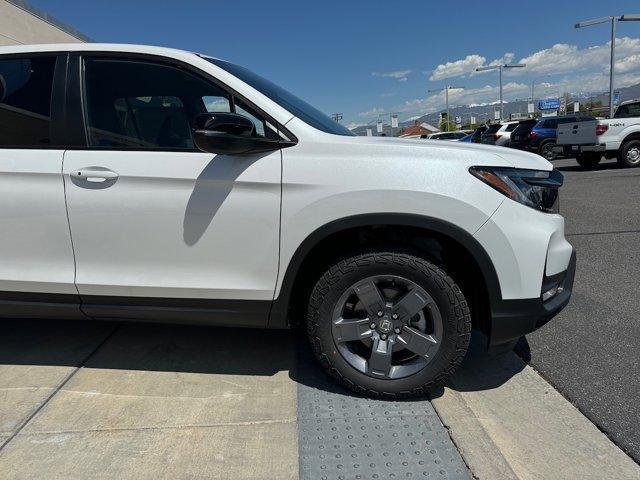 new 2024 Honda Ridgeline car, priced at $44,168
