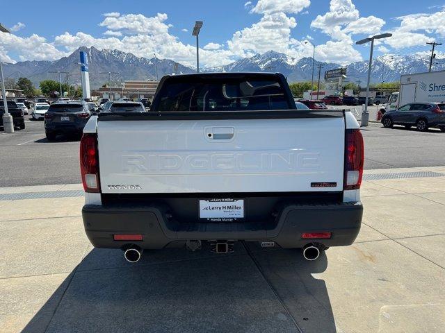 new 2024 Honda Ridgeline car, priced at $44,168