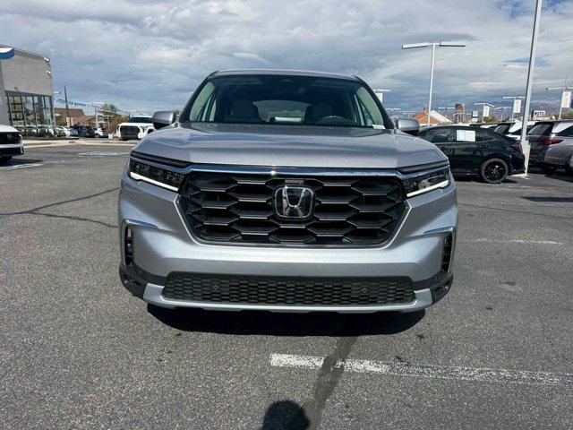 new 2025 Honda Pilot car, priced at $44,482