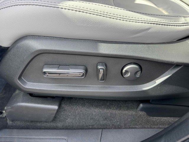 new 2025 Honda Pilot car, priced at $44,482