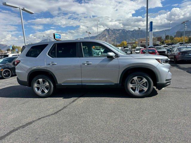 new 2025 Honda Pilot car, priced at $44,482