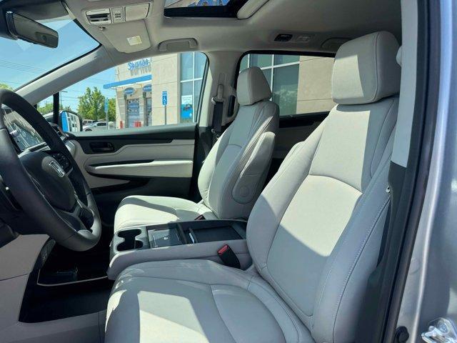 new 2025 Honda Odyssey car, priced at $43,670