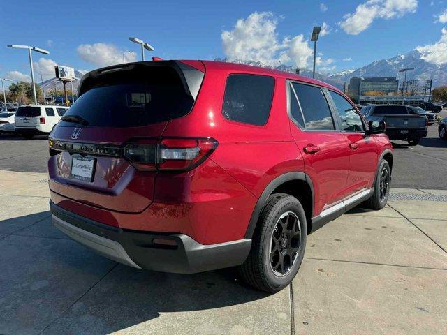 new 2025 Honda Pilot car, priced at $49,350