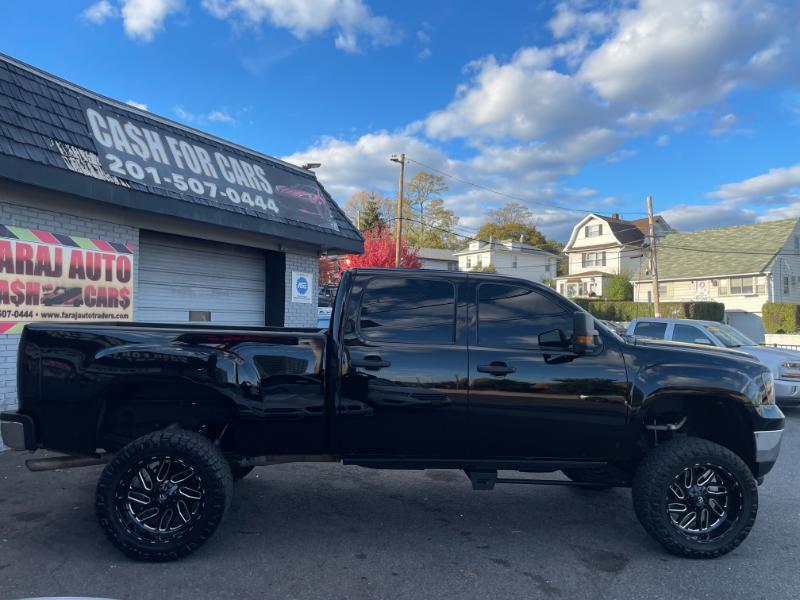 used 2014 GMC Sierra 2500 car, priced at $18,495