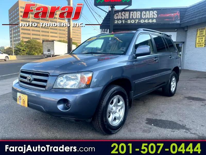 used 2005 Toyota Highlander car, priced at $8,495