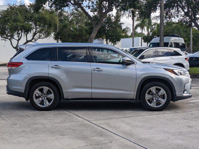 used 2019 Toyota Highlander car, priced at $27,990