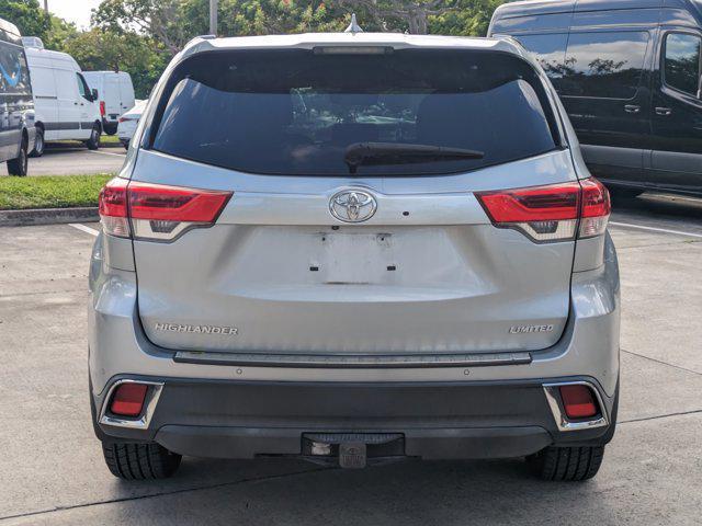 used 2019 Toyota Highlander car, priced at $27,990