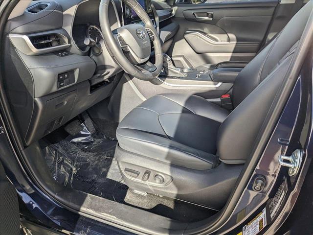 used 2023 Toyota Highlander car, priced at $37,958