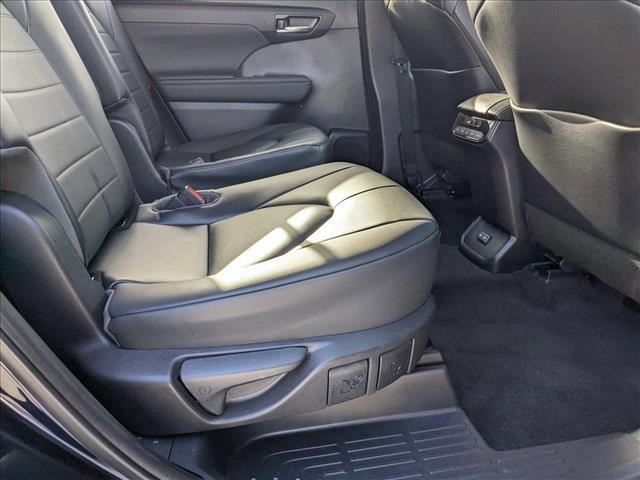 used 2023 Toyota Highlander car, priced at $37,958
