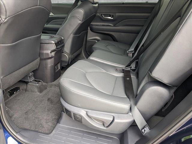new 2025 Toyota Grand Highlander car, priced at $48,077