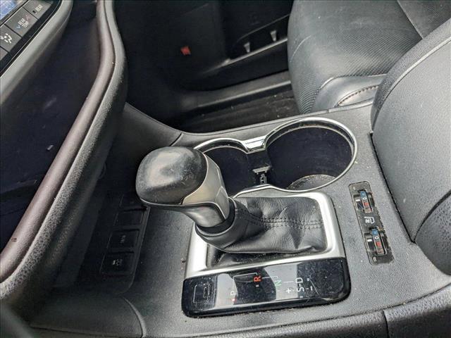 used 2015 Toyota Highlander car, priced at $17,738
