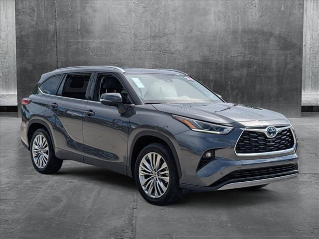 used 2023 Toyota Highlander Hybrid car, priced at $46,886