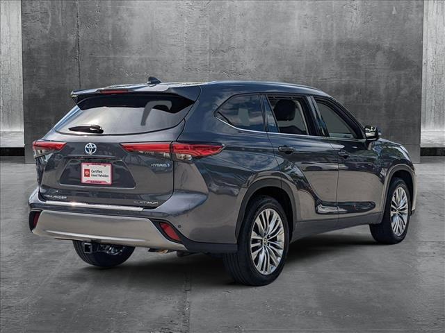 used 2023 Toyota Highlander Hybrid car, priced at $46,886