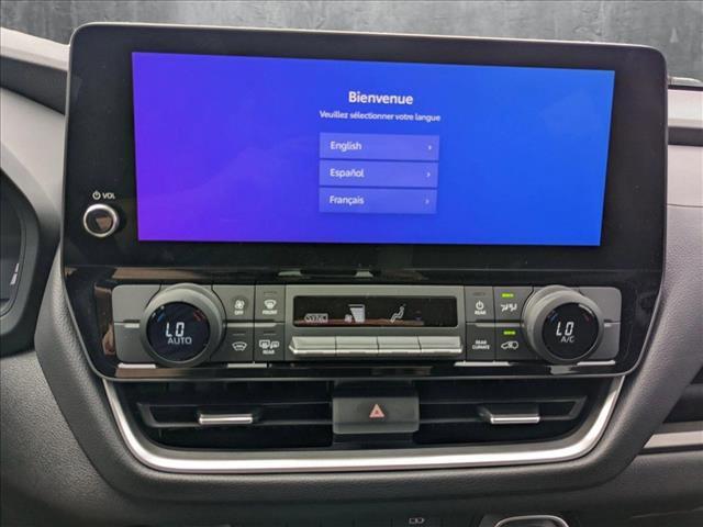 new 2025 Toyota Highlander car, priced at $43,957