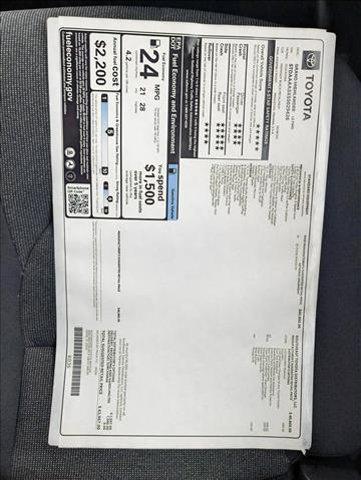 new 2025 Toyota Highlander car, priced at $43,957