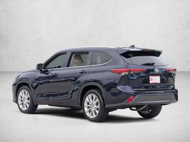 used 2021 Toyota Highlander car, priced at $29,546