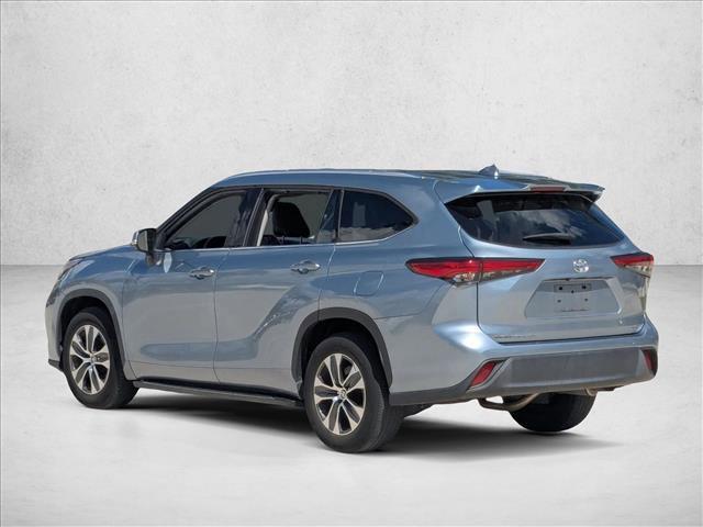 used 2021 Toyota Highlander car, priced at $31,733