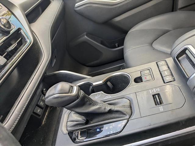 used 2021 Toyota Highlander car, priced at $31,733