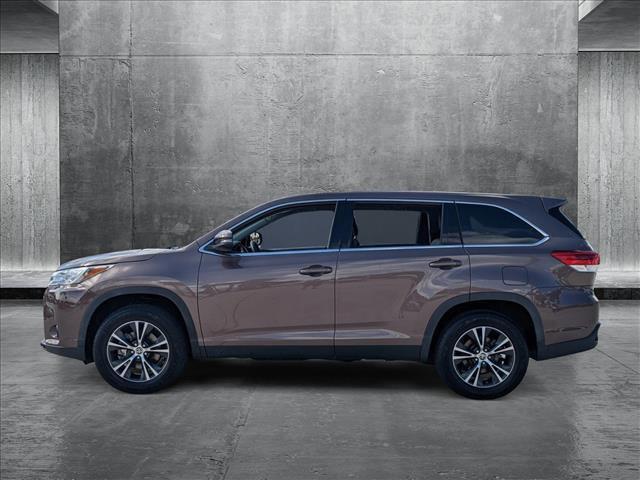 used 2019 Toyota Highlander car, priced at $22,404