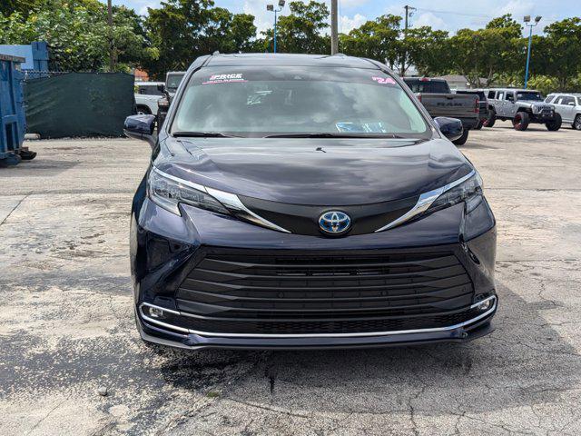 used 2024 Toyota Sienna car, priced at $43,995