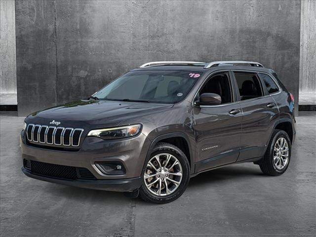 used 2019 Jeep Cherokee car, priced at $14,069