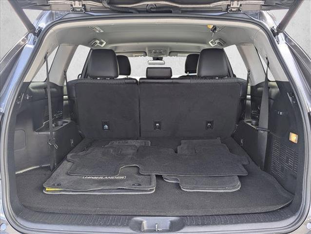 used 2019 Toyota Highlander car, priced at $23,226
