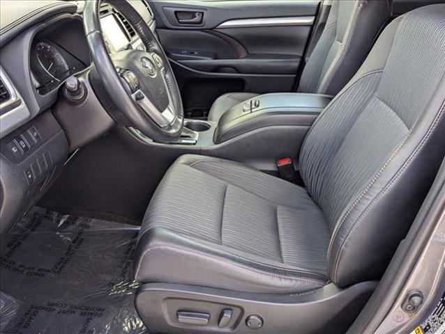 used 2019 Toyota Highlander car, priced at $23,226
