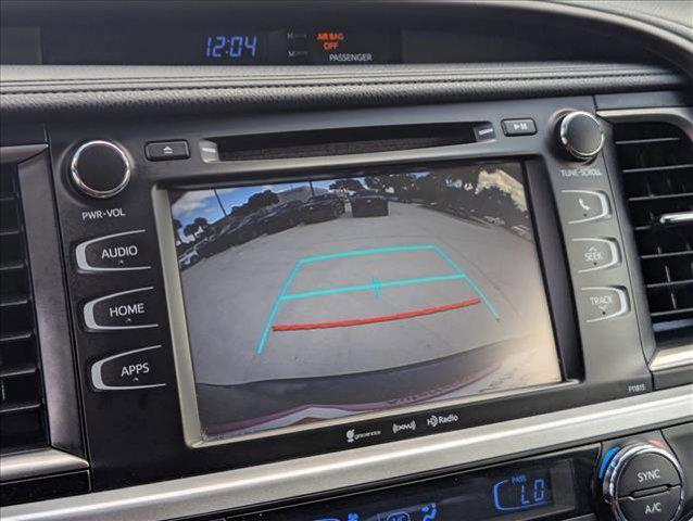 used 2019 Toyota Highlander car, priced at $23,226